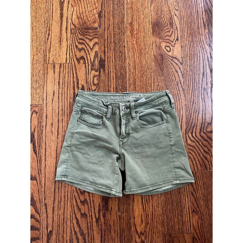 American Eagle Midi Jean Shorts - Size 2